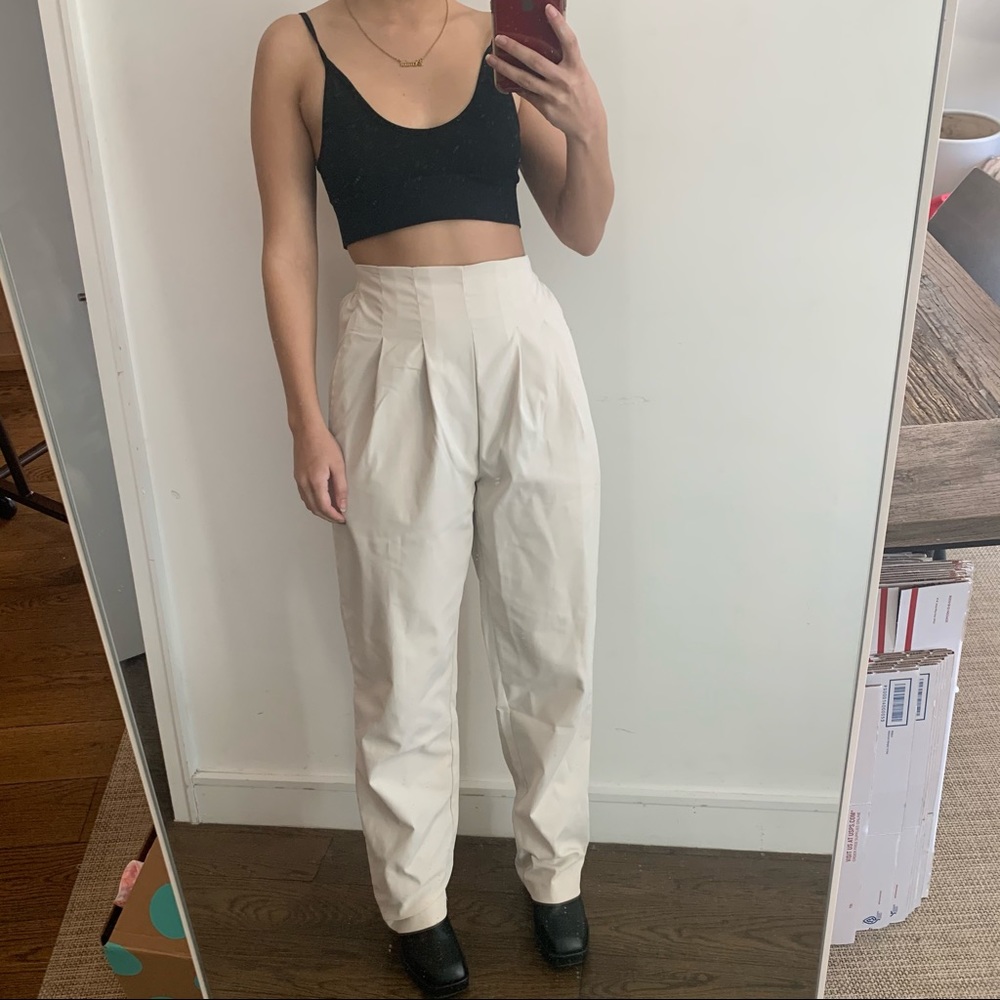 Beige pleated front pants!